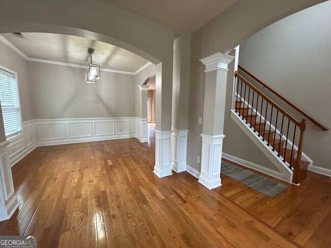 Photo - 759 Lynnfield Dr SE