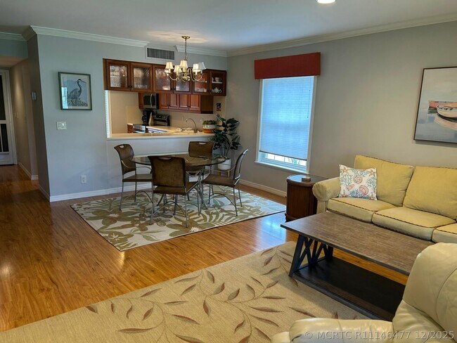 Photo - 18430 SE Wood Haven Ln Unit H