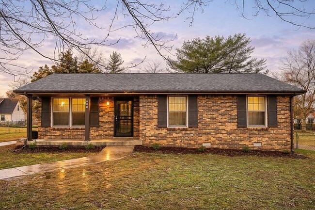 Building Photo - 408 Beasley Dr