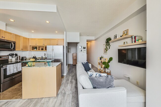Photo - 208 Queens Quay W Unit 2308