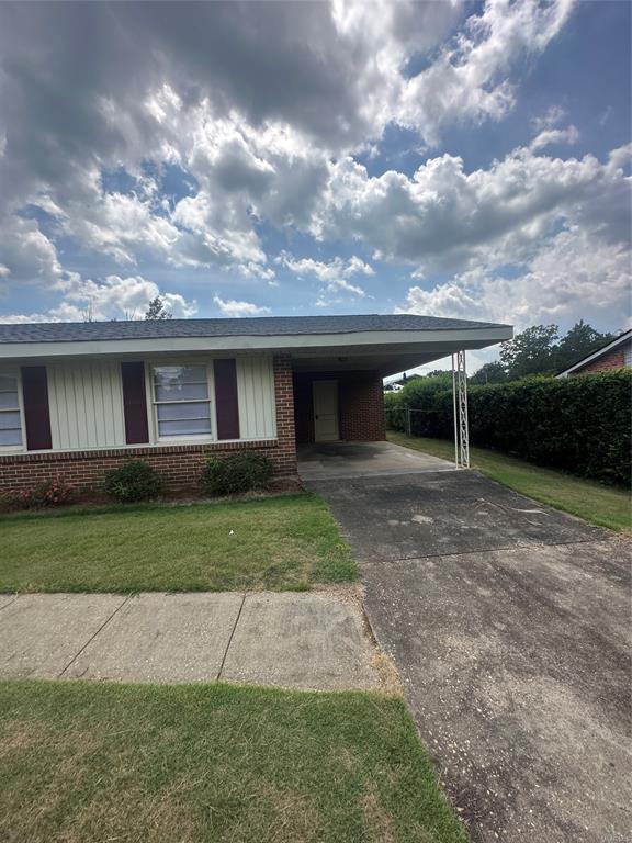 4336 Donovan Dr
