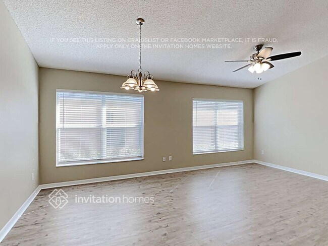 Photo - 2585 Alena Pl