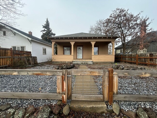 Building Photo - 2 Bedroom Home Near Downtown Ellensburg
