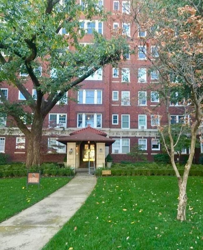 Photo - Gorgeous Condo in Sophian Plaza!