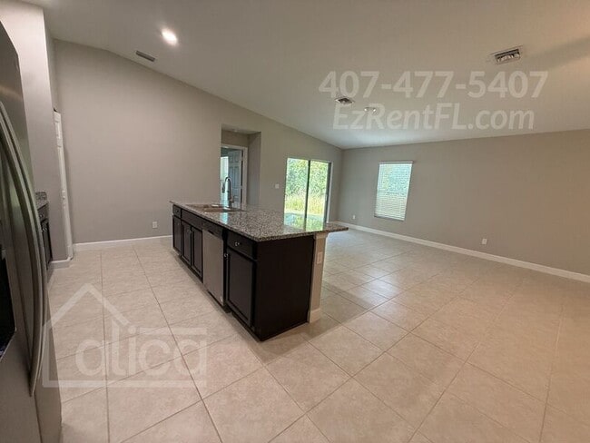 Photo - 236 Wilmette Ave SW