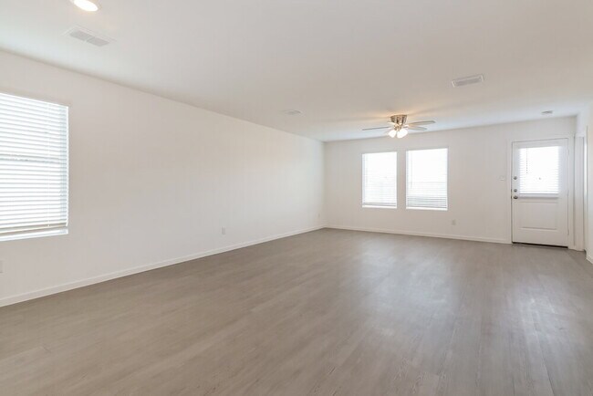 Photo - 1809 Javelina St