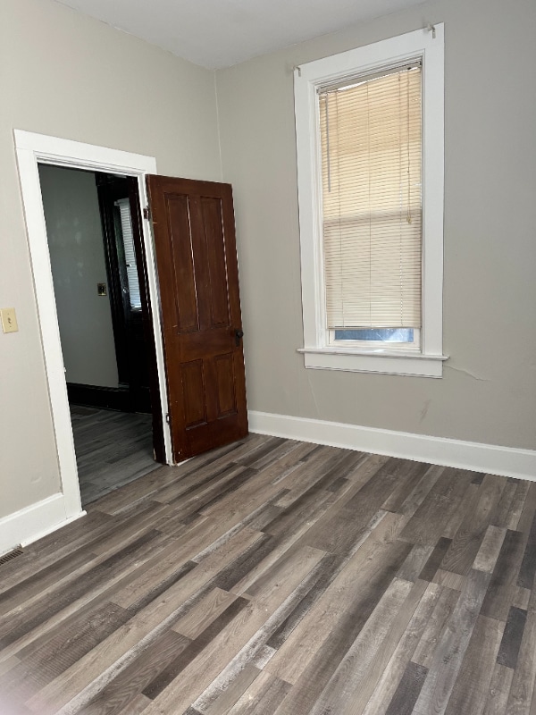 Photo - 929 Redfield St