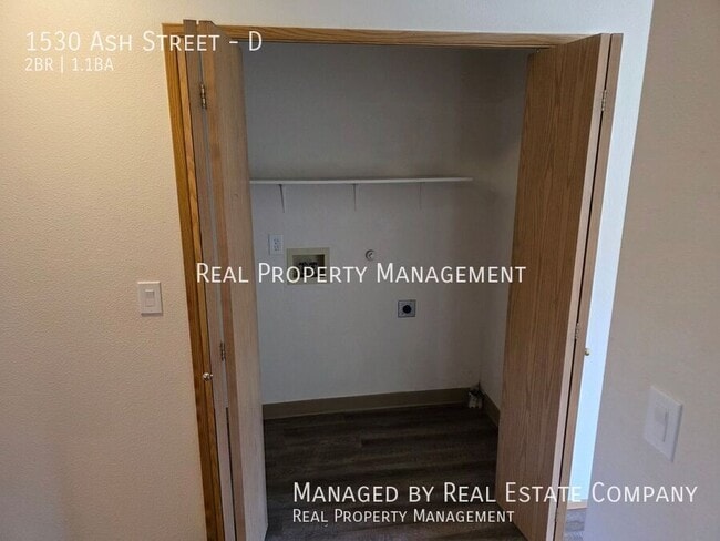 Photo - 1530 Ash St