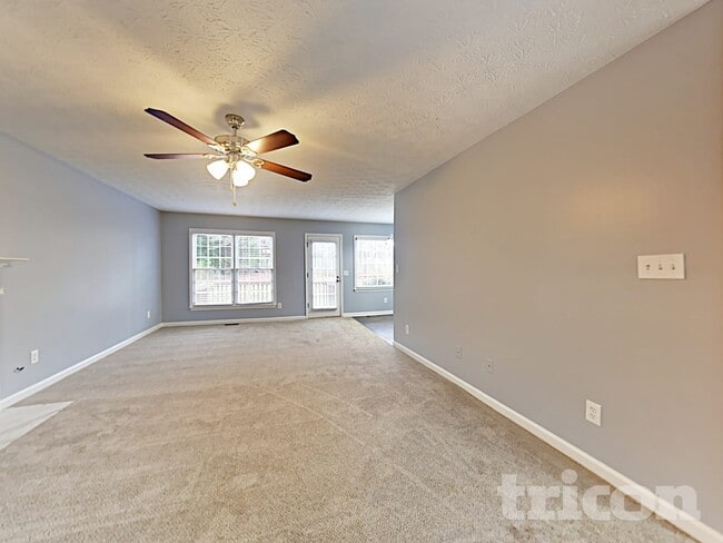 Photo - 313 Willow Bend Dr