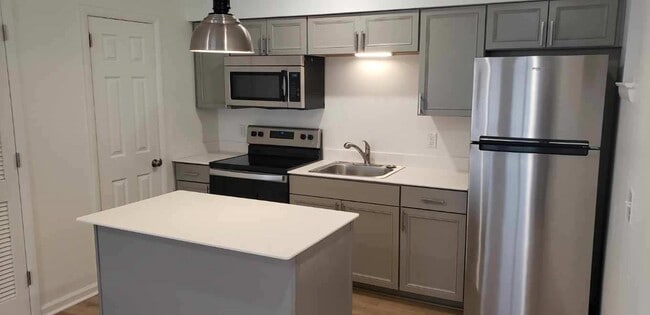 Photo - Magnolia Place