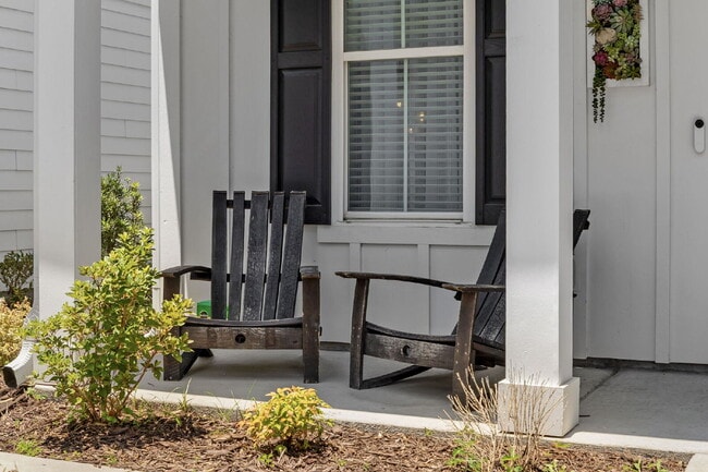 Photo - Fully Furnished Home in The Parks