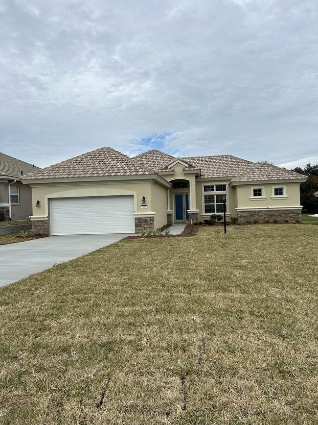 Building Photo - 307 W Redsox Path