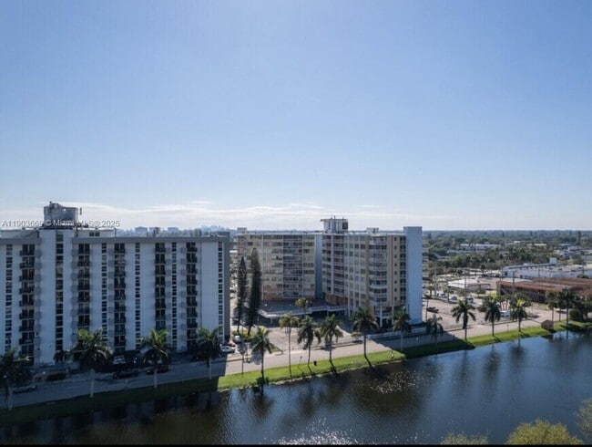 Photo - 2025 NE 164th St Unit 508