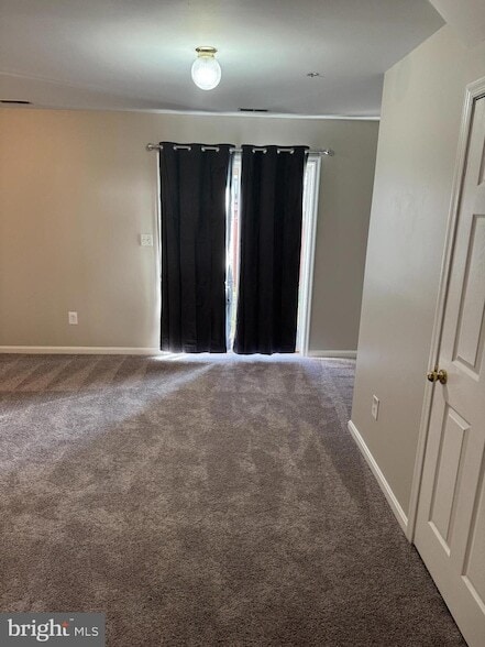 Photo - 113 Pinecove Ct