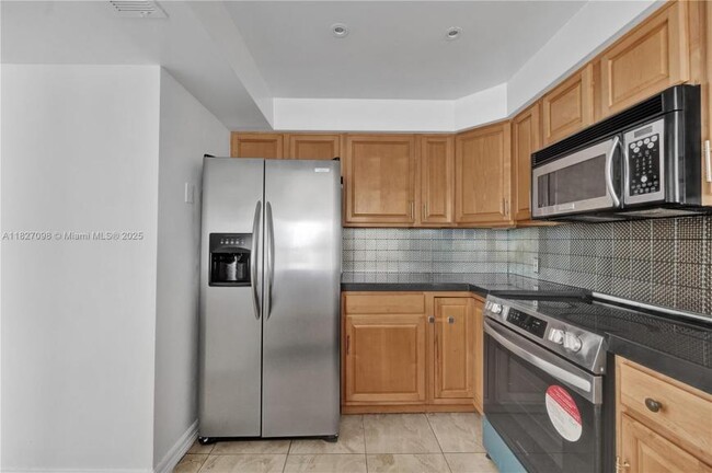 Building Photo - 2 bedroom in Aventura FL 33180 Rental