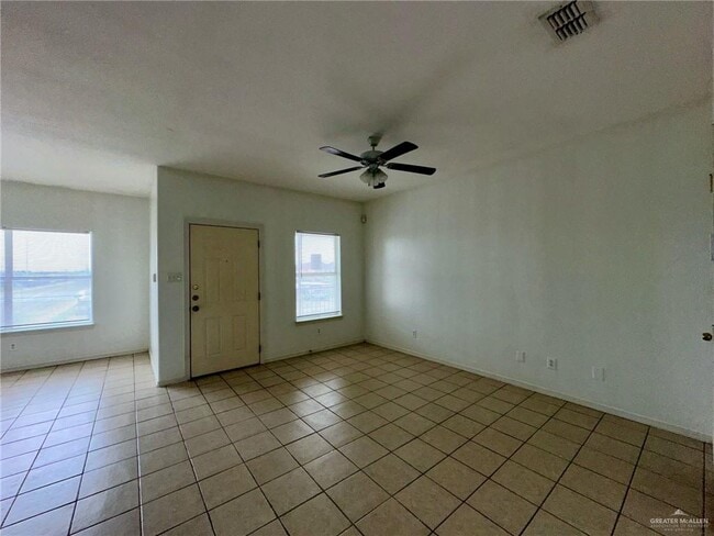 Photo - 13 Hill Crest Dr