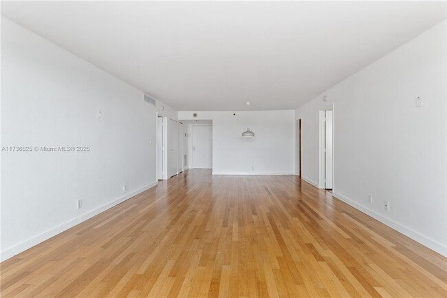 Photo - 1627 Brickell Ave