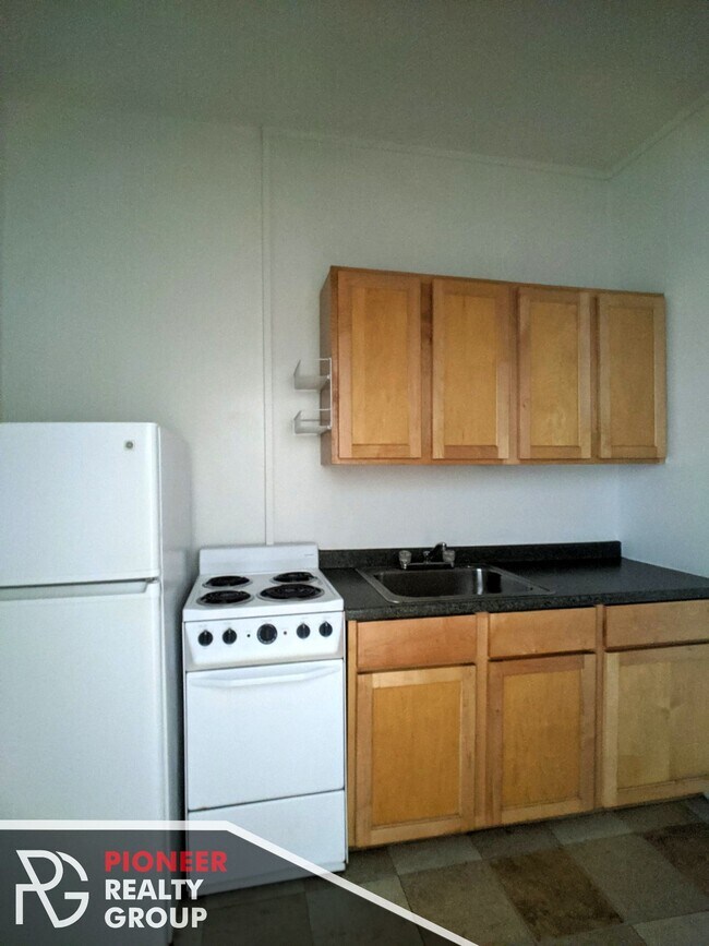 Photo - 536 W Arlington Pl