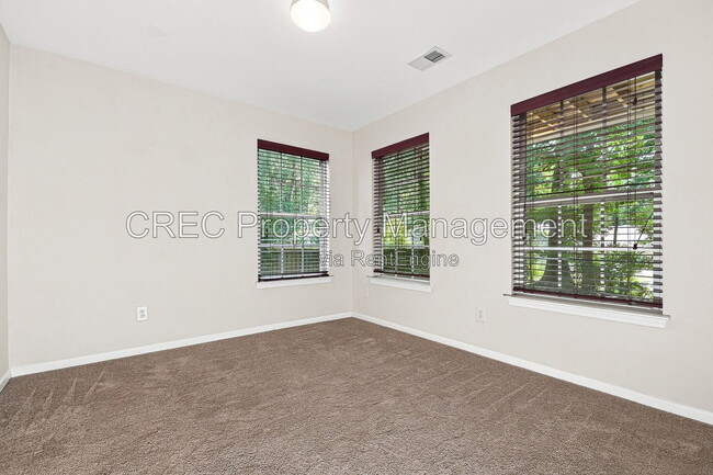Photo - 9161 Parlor Dr