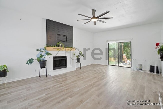 Photo - 9830 Sugarloaf Dr