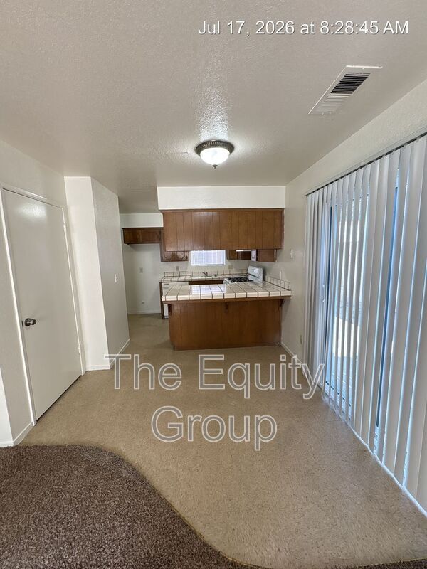 Photo - 1577 E Cross Ave