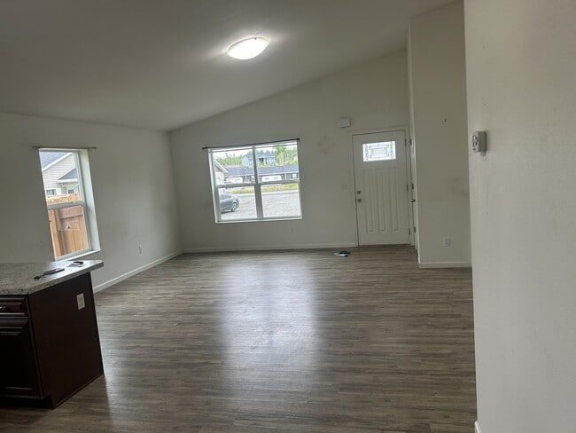 Photo - 4704 Adirondack Cir