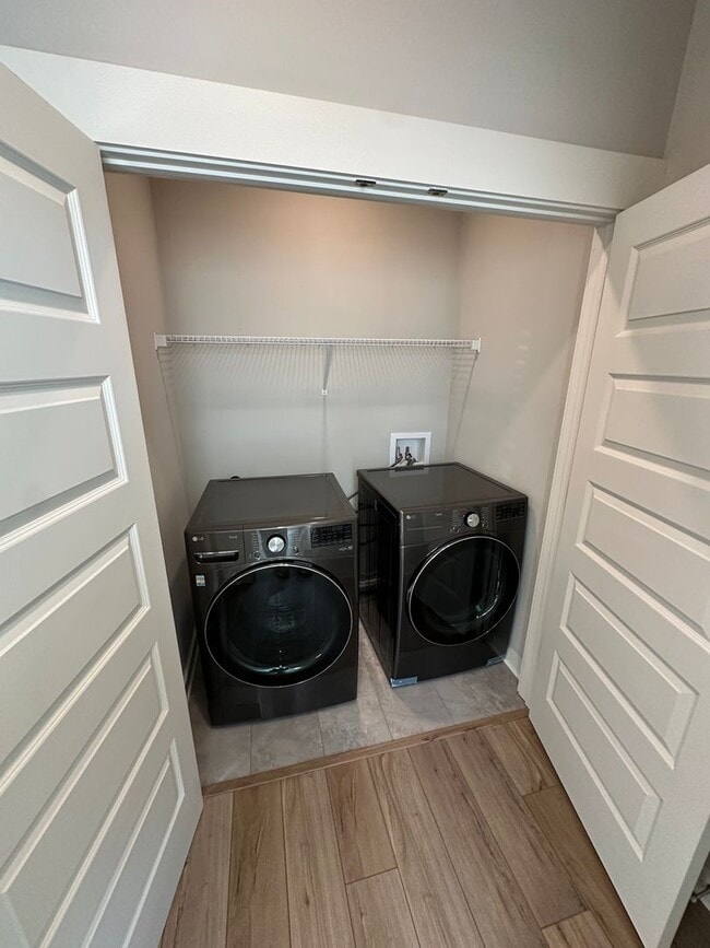 Photo - For Lease - 3 Bed, 2.5 Bath, 1846sqft Townhome, Lebanon