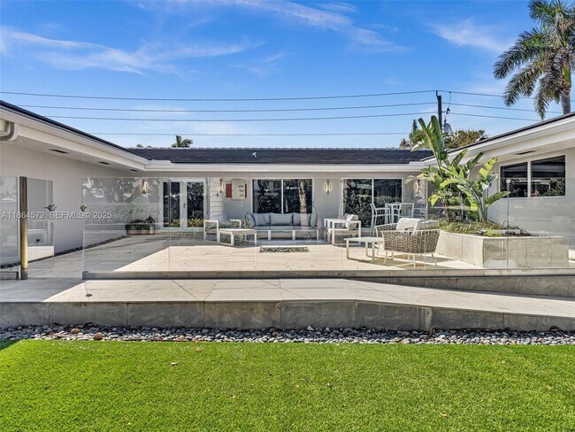 Photo - 840 S Southlake Dr