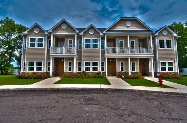 Cypress Way Condominiums - Cypress Way Condominiums
