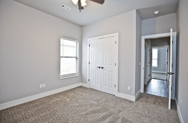 Photo - ***308 Alder Street***