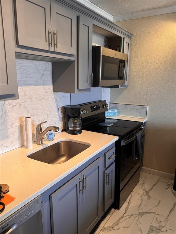 Photo - 51 Island Way Unit 705