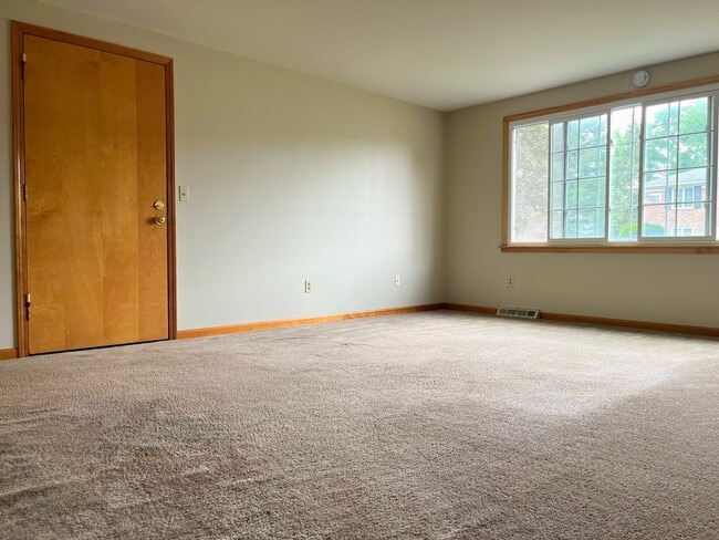 Photo - 45 Oakridge Dr Apartment Unit 1