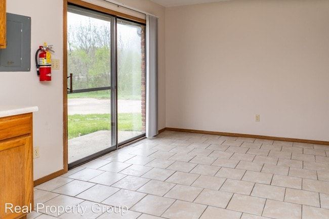Photo - 2808 Jacobs Pl