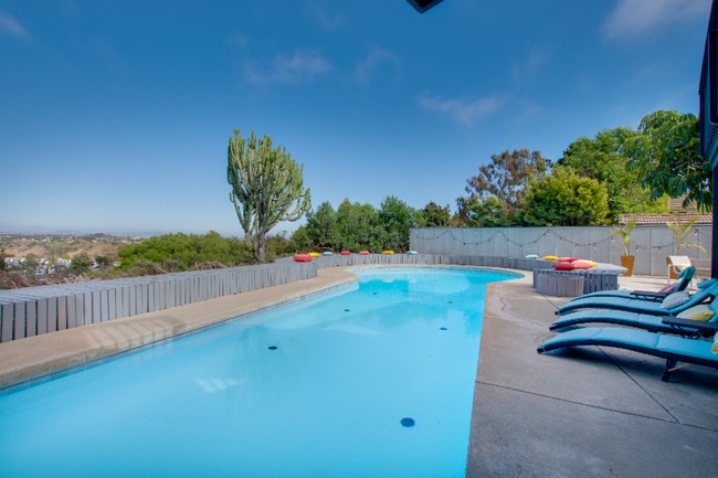 Photo - 8143 La Jolla Scenic Dr N