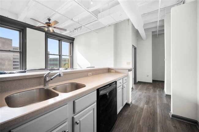 Photo - 32 Peachtree St NW Unit 508