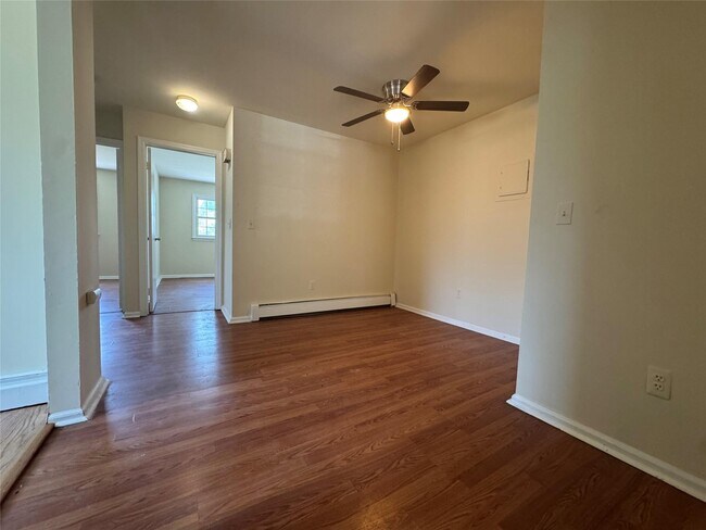 Photo - 105 N Main St Unit 1A