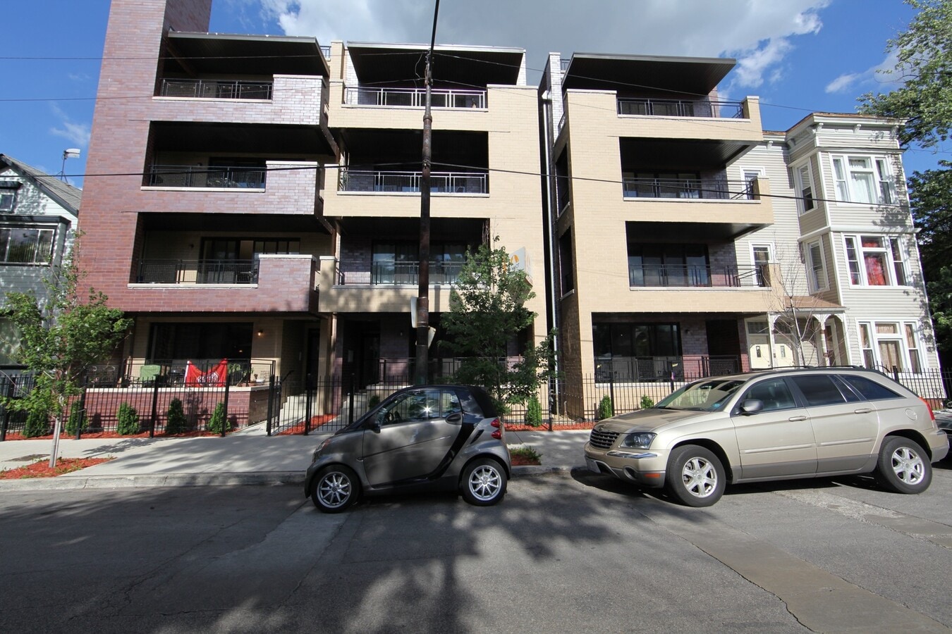 Photo - 1825 N California Ave Condo Unit 4