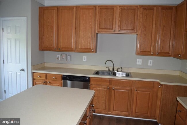 Photo - 7082 Water Oak Rd