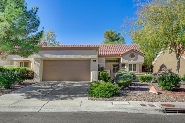 Building Photo - 55+ Age Restricted Sun City Summerlin! 2 BED + 2 BATH + 2 CAR GARAGE!