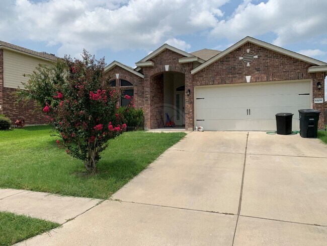 Photo - 6109 Malachi Ln