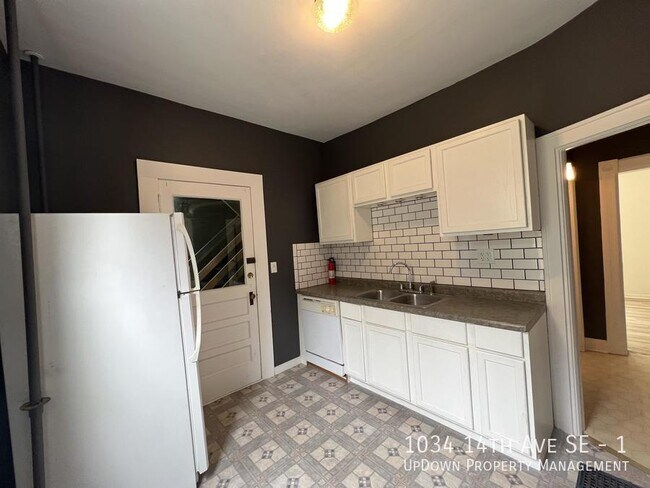 Photo - 1034 14th Ave SE Unidad 1