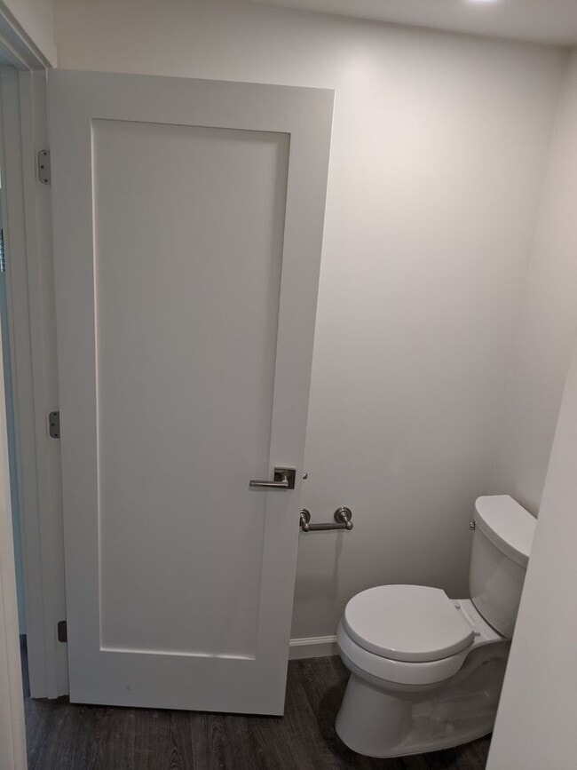 Photo - 694-696 Church St Unit 696