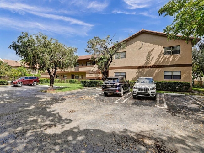 Photo - 10571 Royal Palm Blvd Unit 10571