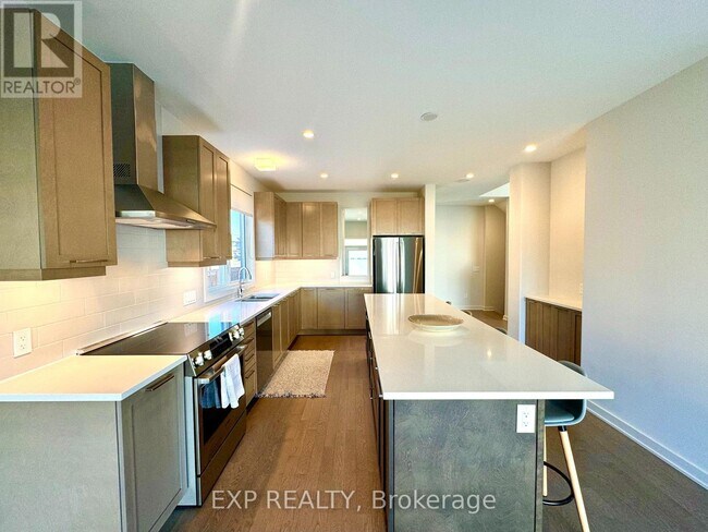 Photo - 622 Summerhill St