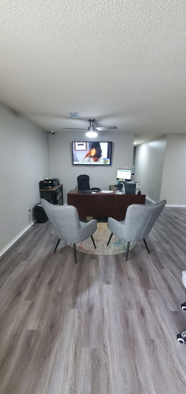 Country Meadows Apartments