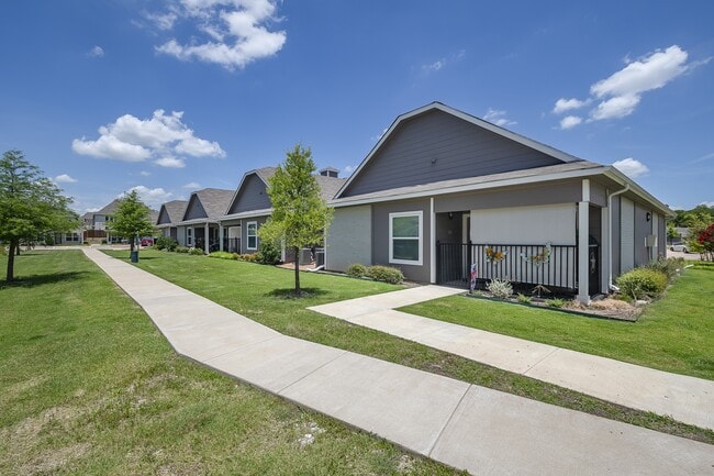 Park Residences Plano 55+ Cottages & Apartments