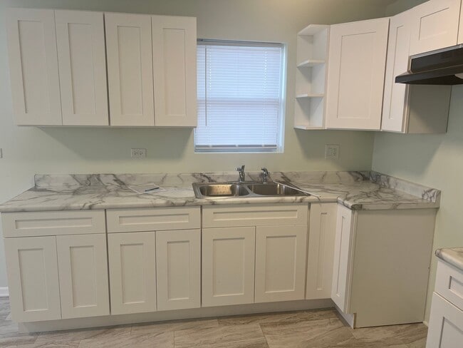 Photo - 6759 S Bell Ave