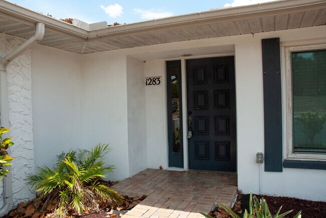 Photo - 3/Bedroom 3/Bath Tarpon Springs Home