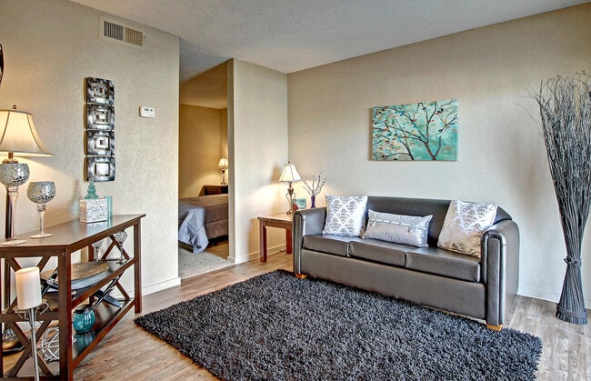 Photo - Sawmill Apartments