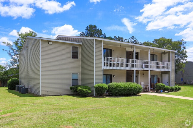 Lake Vista Apartments